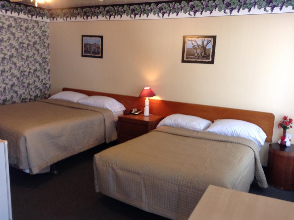 Motel Rive Du Lac Saint-Zotique Rom bilde
