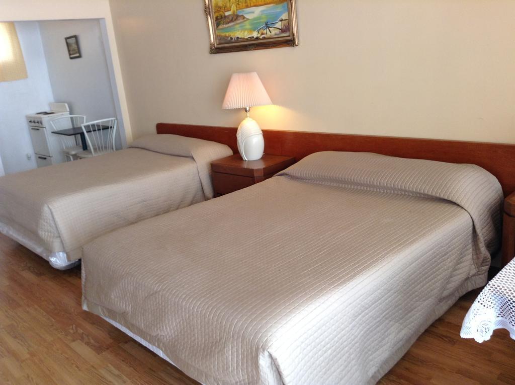 Motel Rive Du Lac Saint-Zotique Eksteriør bilde