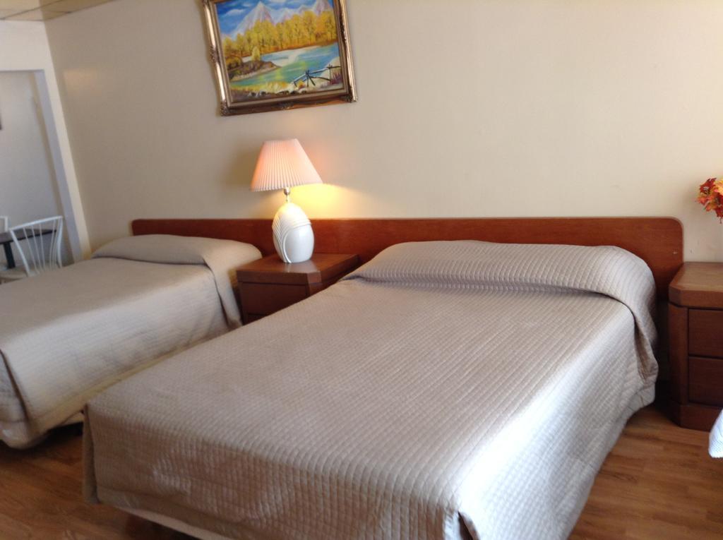 Motel Rive Du Lac Saint-Zotique Eksteriør bilde